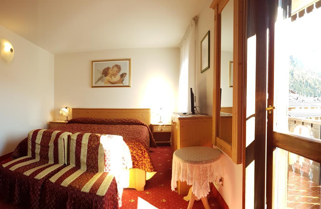 Villa Elena B&B Hotel Сан-Мартино-ди-Кастроцца Экстерьер фото