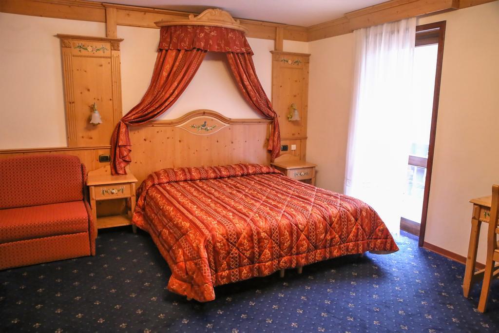 Villa Elena B&B Hotel Сан-Мартино-ди-Кастроцца Экстерьер фото