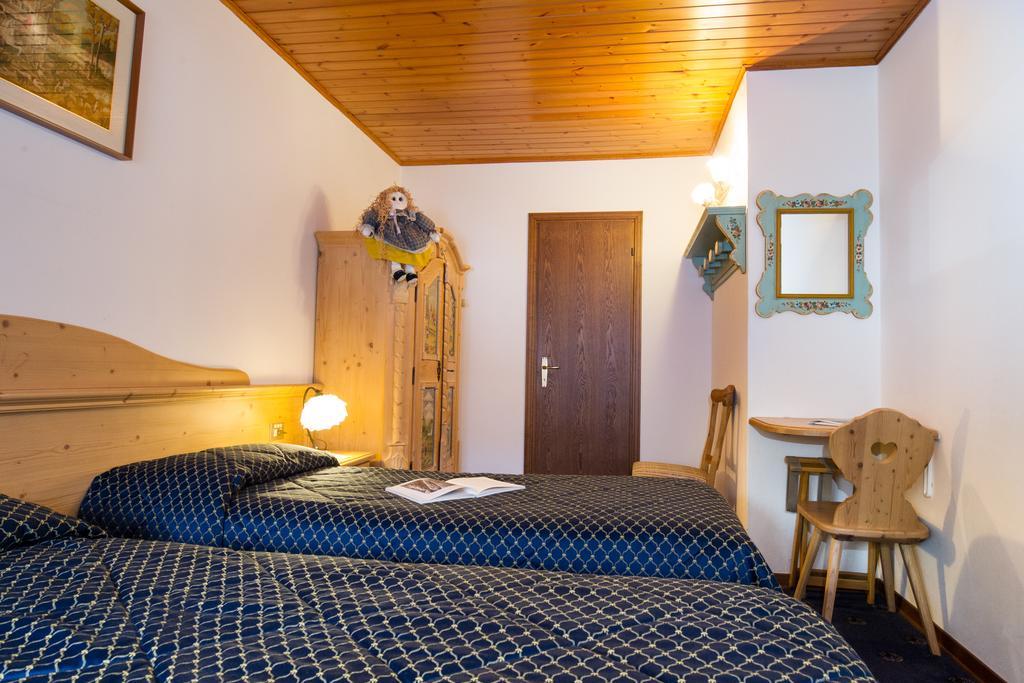 Villa Elena B&B Hotel Сан-Мартино-ди-Кастроцца Экстерьер фото