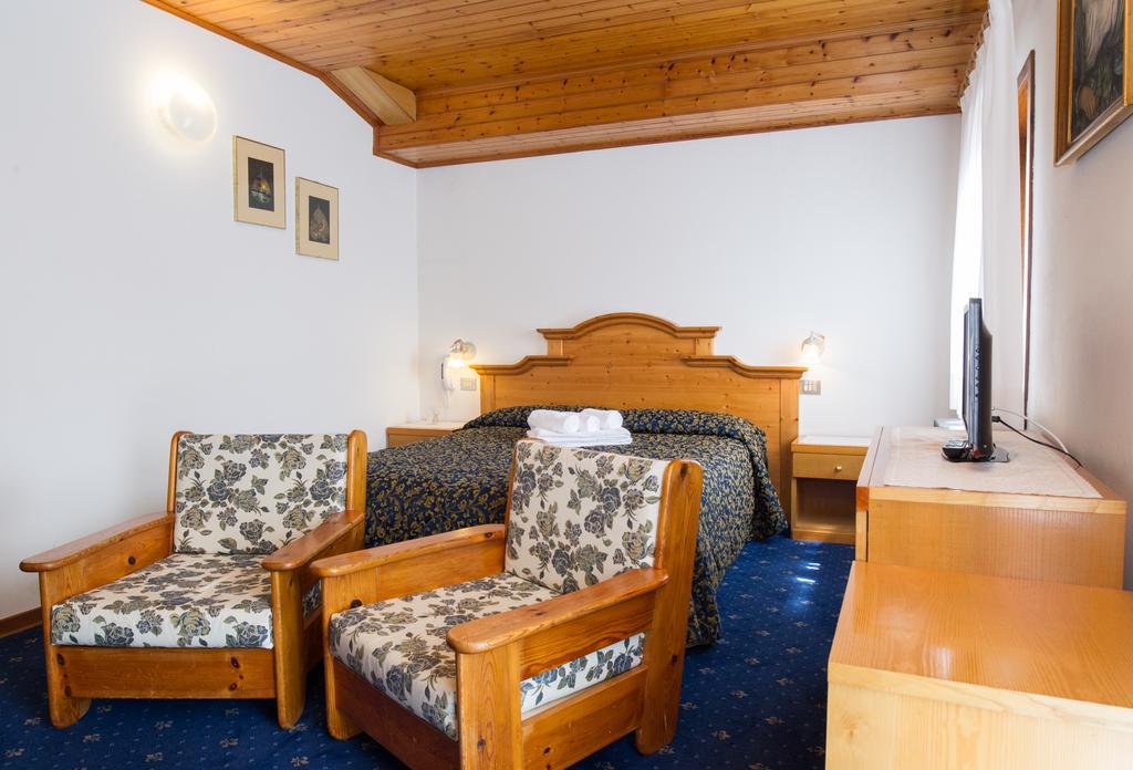 Villa Elena B&B Hotel Сан-Мартино-ди-Кастроцца Экстерьер фото