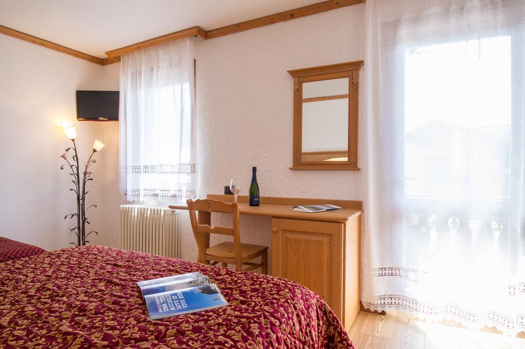 Villa Elena B&B Hotel Сан-Мартино-ди-Кастроцца Экстерьер фото